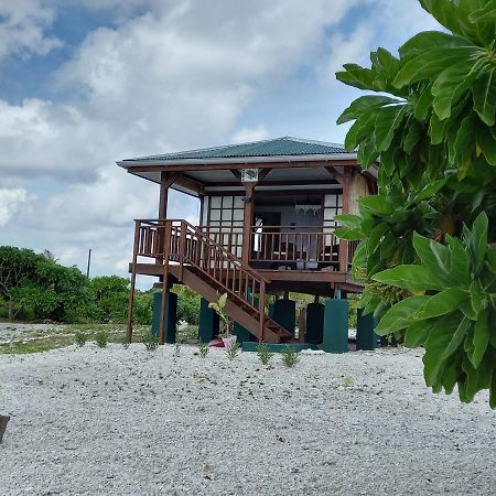 Fafapiti Lodge Факарава Екстер'єр фото